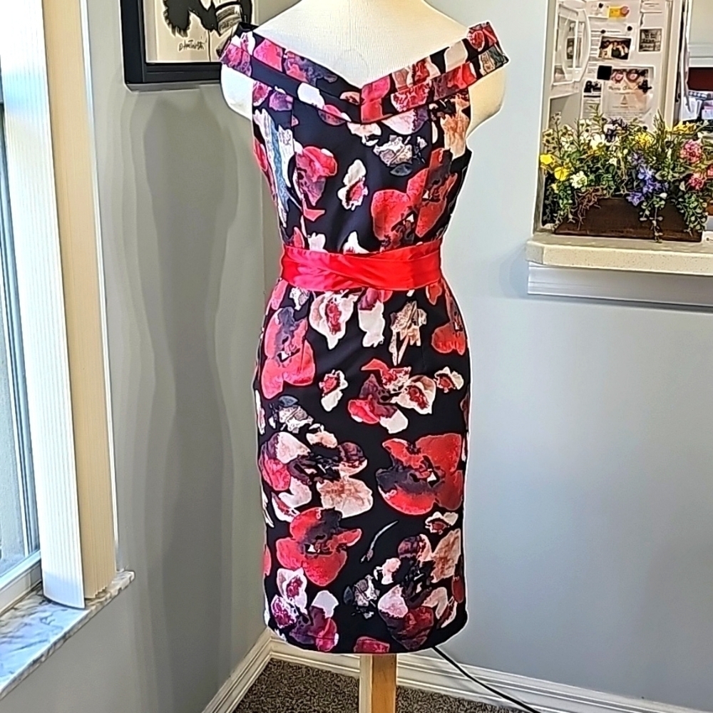 H HAN QUEEN. Sheth dress. Y2K medium.  Black‎ w/ floral print. Red satin belt.